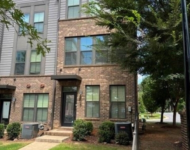 428 W Tremont Avenue - Photo Thumbnail 33