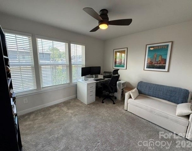 428 W Tremont Avenue - Photo Thumbnail 25