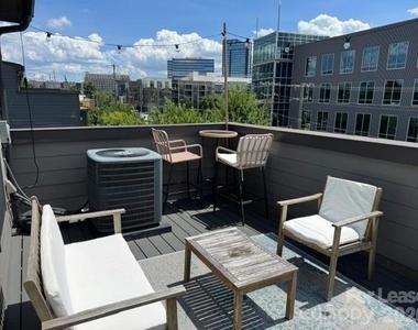 428 W Tremont Avenue - Photo Thumbnail 30