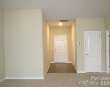 2029 Lanza Drive - Photo Thumbnail 2