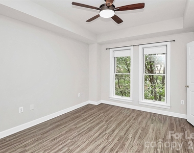 718 W Trade Street - Photo Thumbnail 23