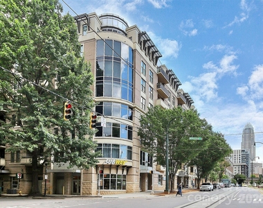 718 W Trade Street - Photo Thumbnail 38