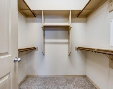1579 Cozy Drive - Photo Thumbnail 13