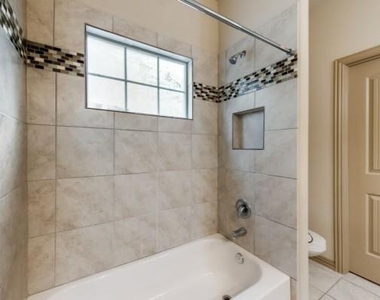 1579 Cozy Drive - Photo Thumbnail 12