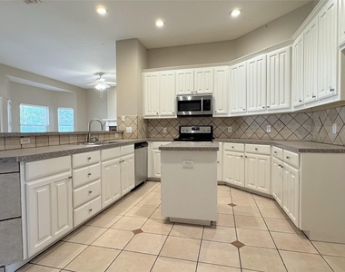 6415 Redstone Drive - Photo Thumbnail 5