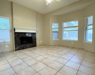 6415 Redstone Drive - Photo Thumbnail 10
