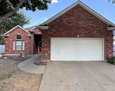 6415 Redstone Drive - Photo Thumbnail 2