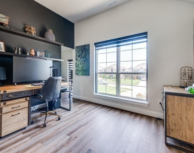 4508 Lakota Trail - Photo Thumbnail 13