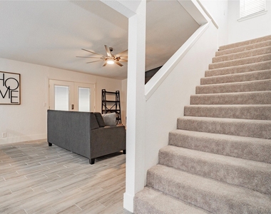 347 Quail Creek Circle - Photo Thumbnail 14