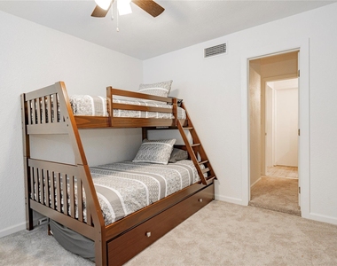 347 Quail Creek Circle - Photo Thumbnail 15
