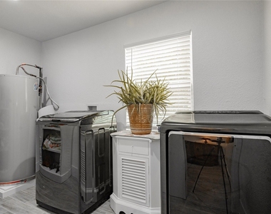 347 Quail Creek Circle - Photo Thumbnail 12