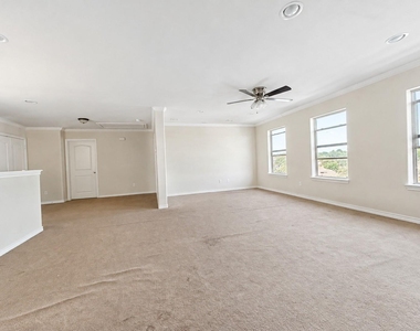 2361 Novin Drive - Photo Thumbnail 14