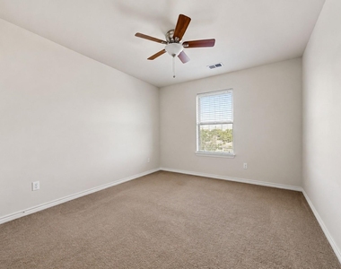 2361 Novin Drive - Photo Thumbnail 23
