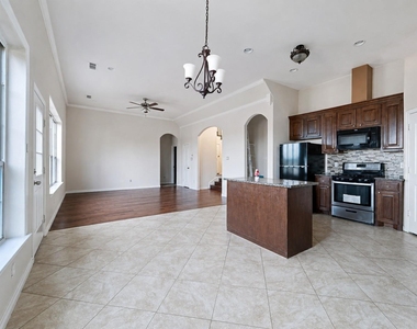 2361 Novin Drive - Photo Thumbnail 8