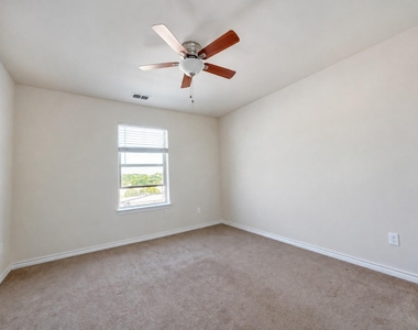 2361 Novin Drive - Photo Thumbnail 25