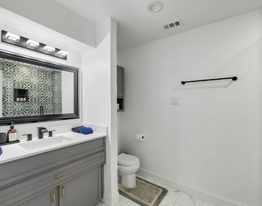 1301 N Trail Drive - Photo Thumbnail 26