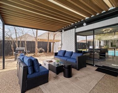 1301 N Trail Drive - Photo Thumbnail 36