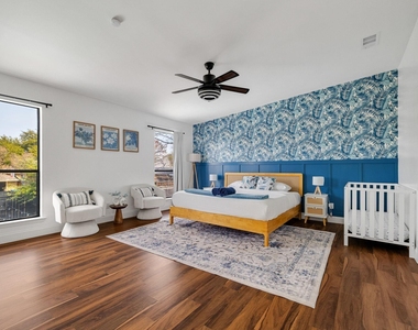 1301 N Trail Drive - Photo Thumbnail 18