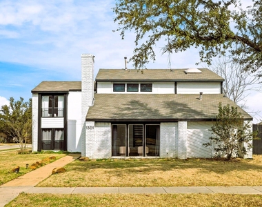 1301 N Trail Drive - Photo Thumbnail 1