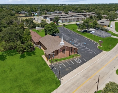 431 W Pioneer Drive - Photo Thumbnail 30