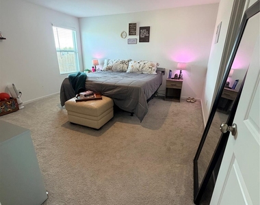 1016 Cortijo Way - Photo Thumbnail 4