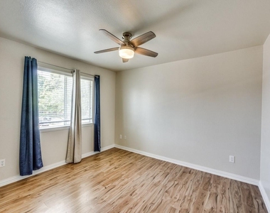 4612 Old Pond Drive - Photo Thumbnail 19