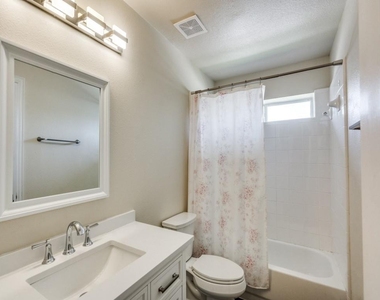4612 Old Pond Drive - Photo Thumbnail 18