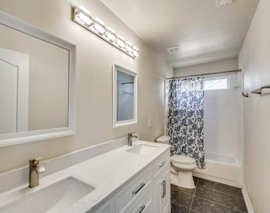 4612 Old Pond Drive - Photo Thumbnail 21
