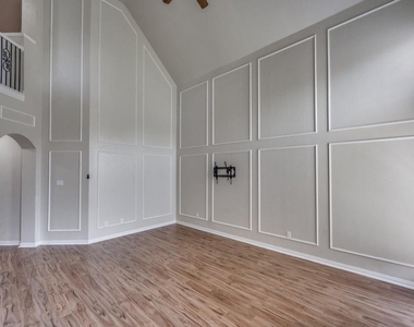 4612 Old Pond Drive - Photo Thumbnail 7