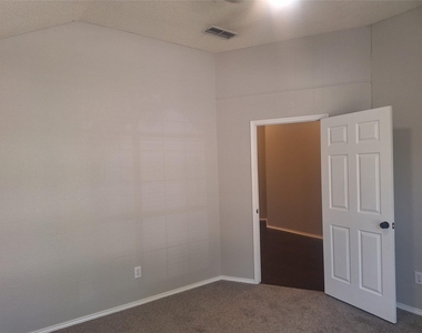 3516 Paladin Place - Photo Thumbnail 6