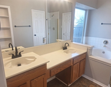 3516 Paladin Place - Photo Thumbnail 36