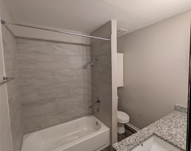 245 Rancho Drive - Photo Thumbnail 16