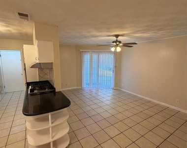 2323 Springhill Drive - Photo Thumbnail 3