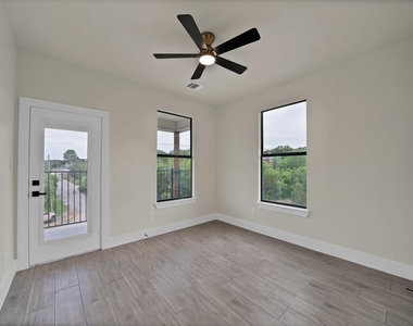 2925 River Ridge Court - Photo Thumbnail 24
