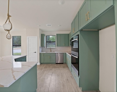 2925 River Ridge Court - Photo Thumbnail 3