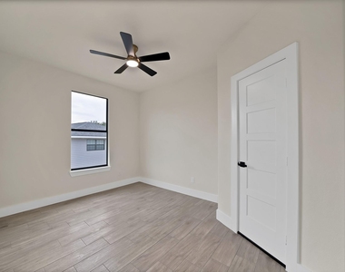 2925 River Ridge Court - Photo Thumbnail 20