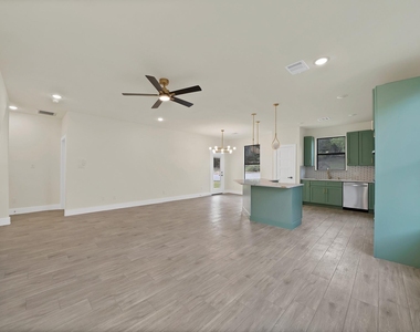 2925 River Ridge Court - Photo Thumbnail 10