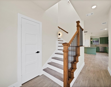 2925 River Ridge Court - Photo Thumbnail 2