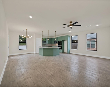 2925 River Ridge Court - Photo Thumbnail 11