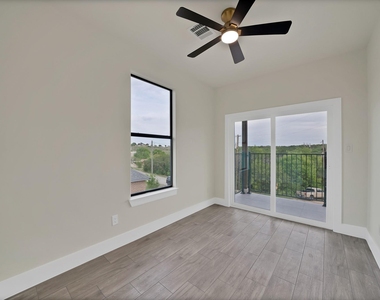2925 River Ridge Court - Photo Thumbnail 26