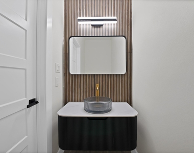 2925 River Ridge Court - Photo Thumbnail 12