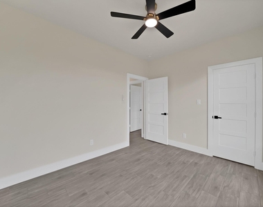 2925 River Ridge Court - Photo Thumbnail 23