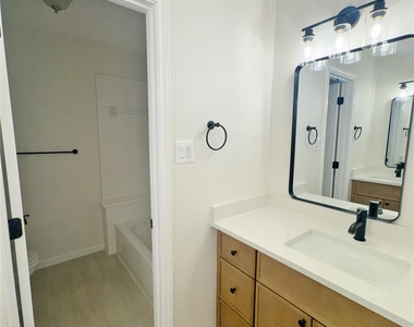 8339 Davis Drive - Photo Thumbnail 22