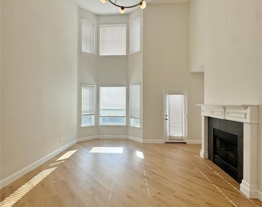 8339 Davis Drive - Photo Thumbnail 11