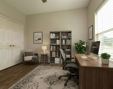405 Titus Drive - Photo Thumbnail 6
