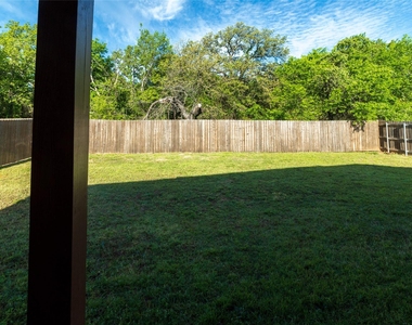 405 Titus Drive - Photo Thumbnail 34