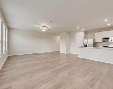 6909 Yellow Hammer Way - Photo Thumbnail 7