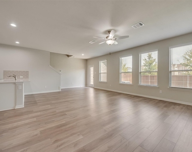 6909 Yellow Hammer Way - Photo Thumbnail 4