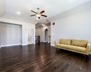 782 Windsor Road - Photo Thumbnail 26