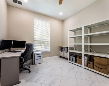 782 Windsor Road - Photo Thumbnail 4